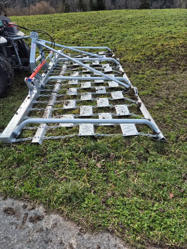 Wölfleder Wiesenegge