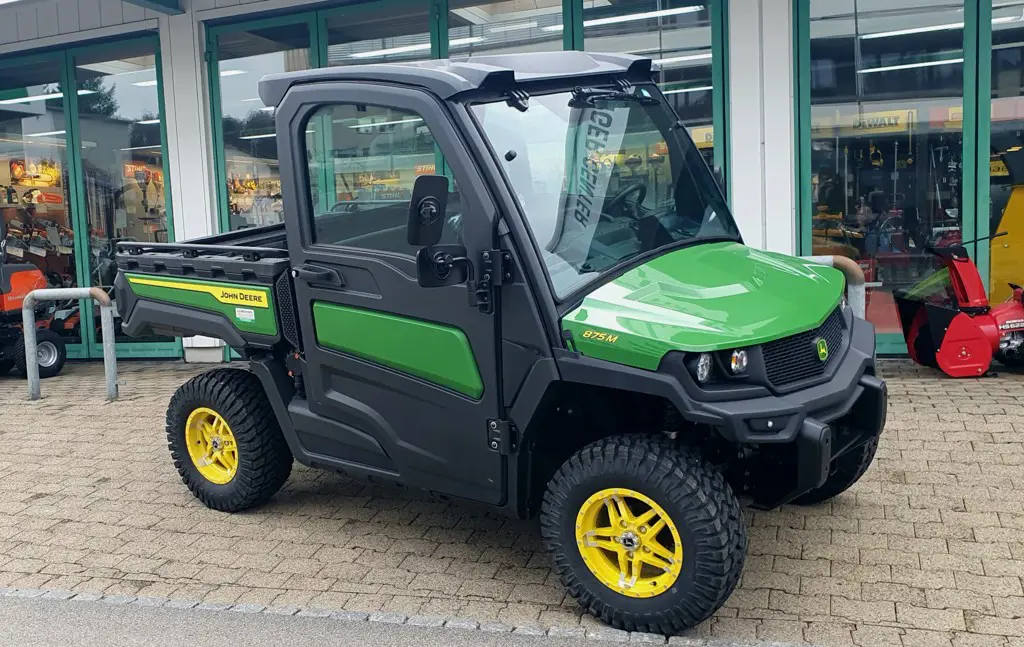 John Deere Gator XUV 875M