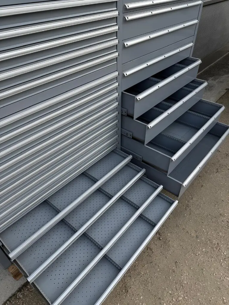 3717d2d3-23f6-4030-b6d4-3d15835e85df-lista_schwerlastregal_schubladenwand_53.jpg