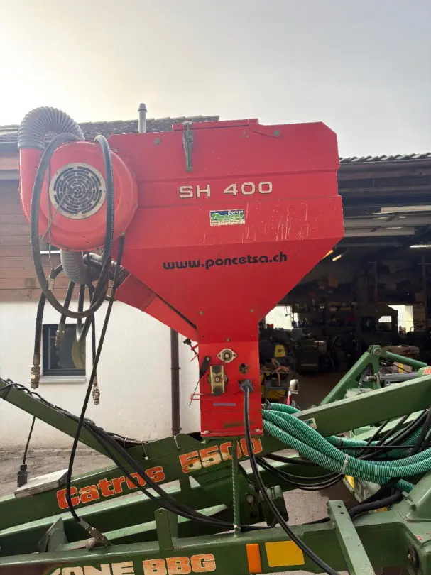 a06e92eb-2043-42ab-83d2-9e0405fe477d-semoir 7.jpg