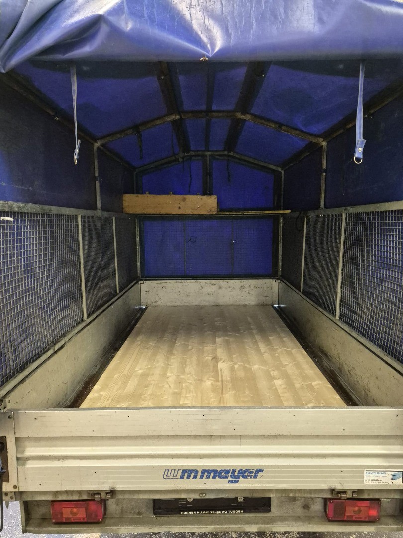 de8f0a13-c571-4845-a2c3-2911c3abdffd-Anhänger Hochlader WM Meyer HLC mit Blache_Planenaufbau LMB Maschinen GmbH 4.jpg