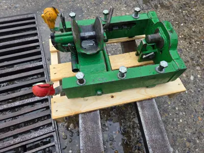 Anhänge Bock zu John Deere 6000