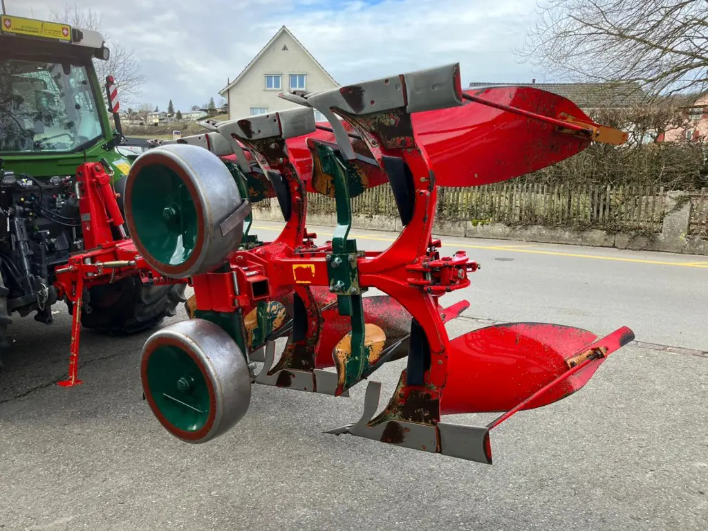 33bebc61-ff1e-47a2-8549-9b3ce80ec25d-WhatsApp Image 2026-02-17 at 08.24.46 (2).jpg