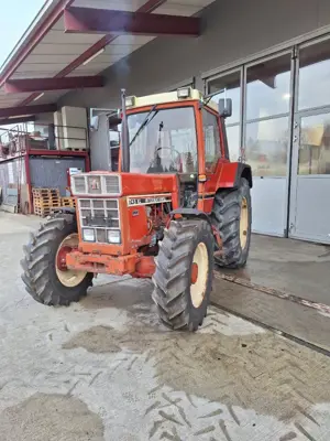 International 745AXL