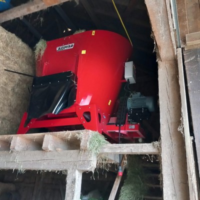 Futtermischer elektrisch 5 m3