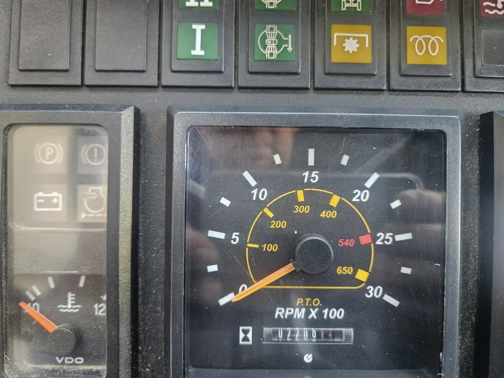 c6b17c80-c0ca-4912-b35c-cd0f04e9df12-WhatsApp Image 2026-03-05 at 17.jpg