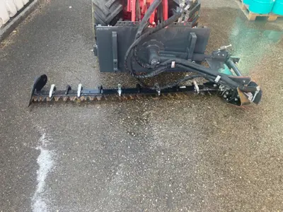 Mähbalken zu Hoflader
