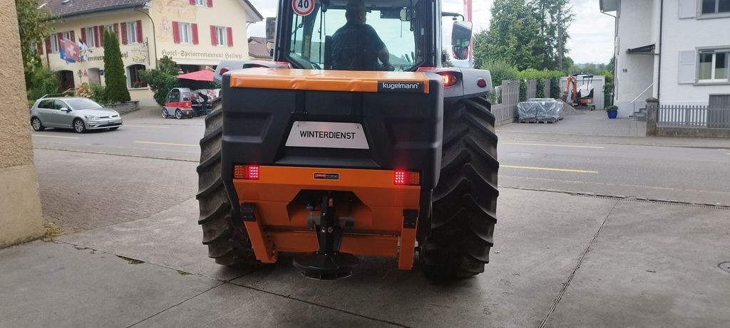 5e0a8c03-439c-4cf0-8fa5-bd38a8997353-D601 Kugelmann.jpg