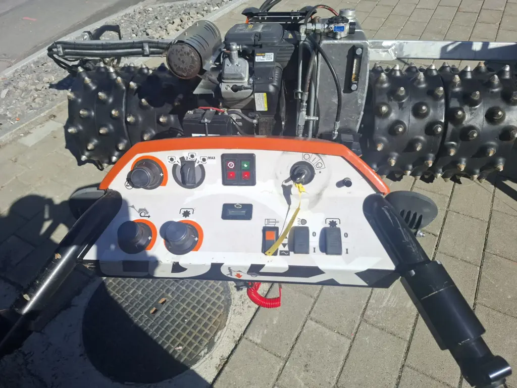 d86ce451-1375-4b7e-aee9-6bb72306208c-WhatsApp Image 2026-04-24 at 16.jpg