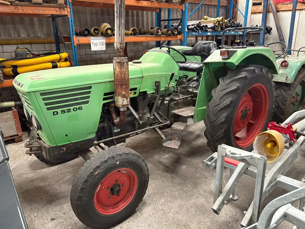 Traktor Deutzn 5206