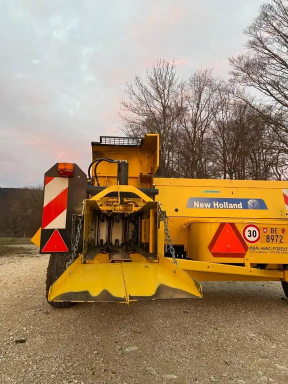 0051cf0e-a9b0-45dc-a340-a902ba676e77-New Holland Perrenoud (1).jpg