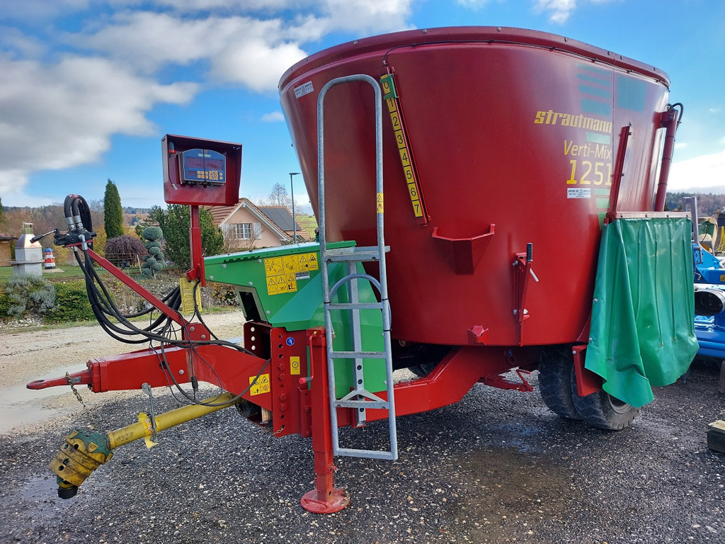 9d774aa4-bc67-4155-bb7d-00b563f27315-Strautmann 1251 Sperisen (3).jpg