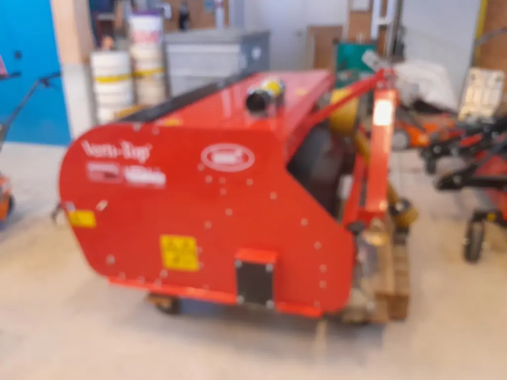Verti Top Reinigungsgerät für Kunstrasen