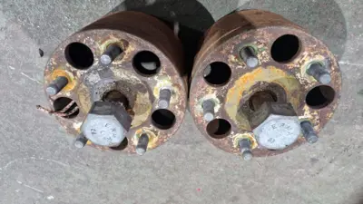 AEBI Flansch mit Schraube zu AEBI TP 35 Occ.