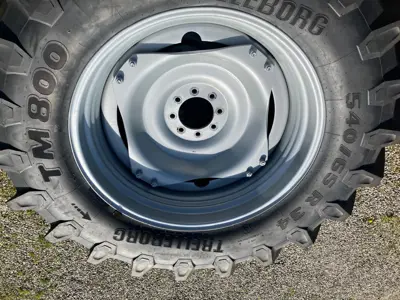 Kompletträder 540/65 R34 neu aus Umbereifung