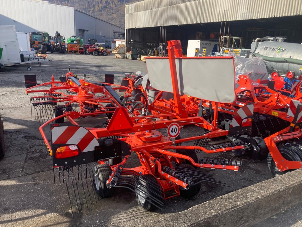 ef2a333c-0ee7-4438-bd85-6871f870d220-PHOTO-2025-11-19-10-26-28 2.jpg