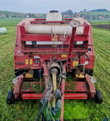 Rundballenpresse  Feraboli Trotter 125