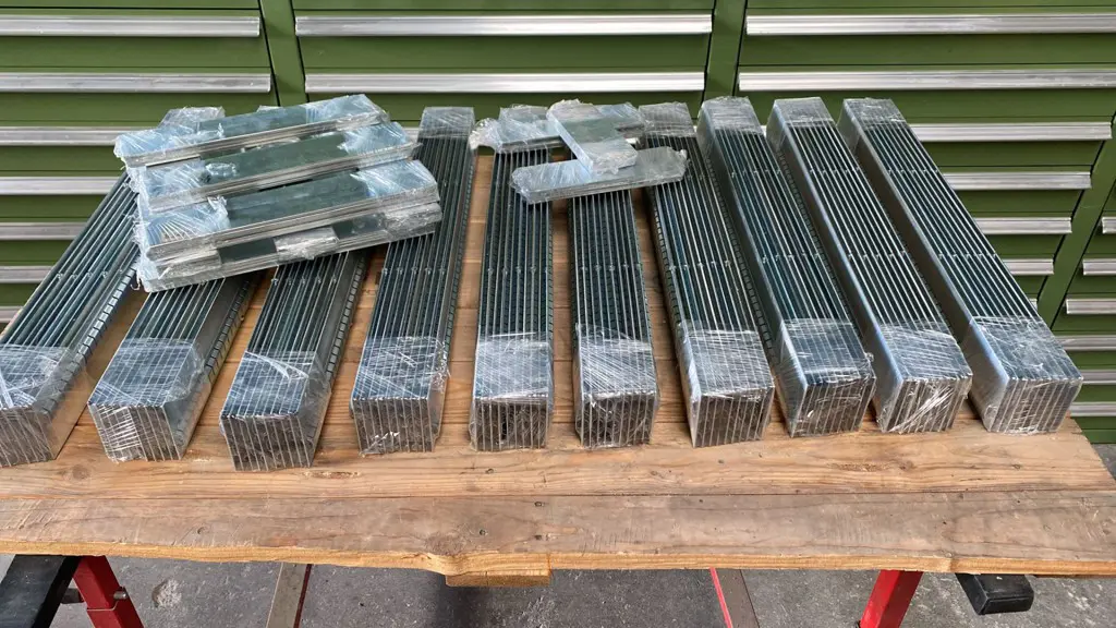 40ed65ea-6820-4482-baa1-adeb63fec9d3-40_Schwerlastregal_Schubladenwand_04.jpg