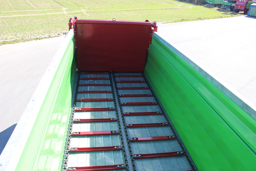 5643f2b8-68c5-426d-9eeb-da6a3031f77d-MS-120_Kompoststreuwerk (1).jpg