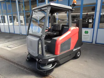 Hako Putzmaschine Wischmaschine Kehrmaschine