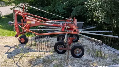 Kreiselschwader Fella TS 390 DN