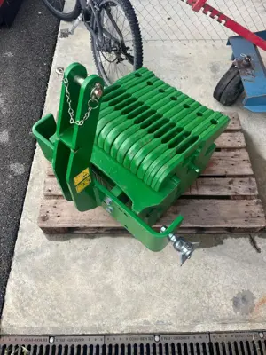 Masses John Deere avec support
