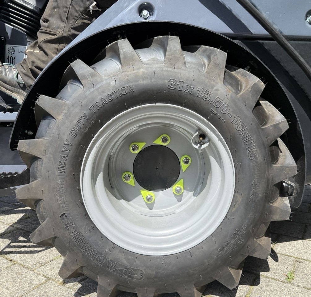 b23d7863-515d-4e62-ac70-6482e562e55c-04 Rad .jpg