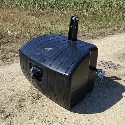 Agco Gewicht 900kg