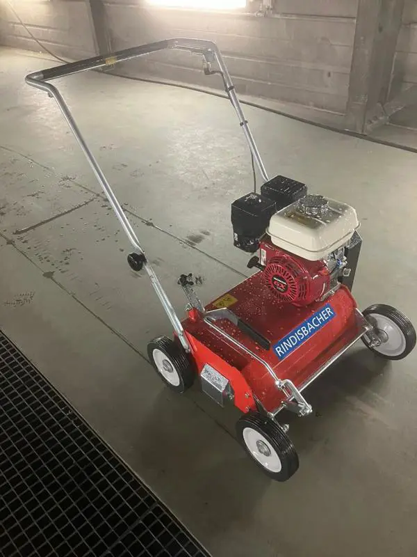 c0c199d7-a498-45fb-a2c7-b356071b1876-Vertikutierer 8.jpg