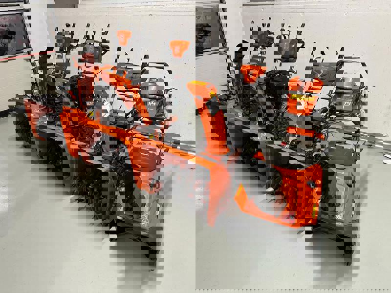 199eafcf-24f2-438d-aea5-985c6bc3df88-Husqvarna Schneefräsen 2.jpg