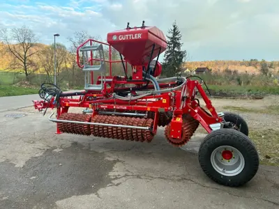 Walze mit Sähgerät