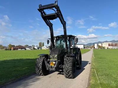 Valtra N175D Forst