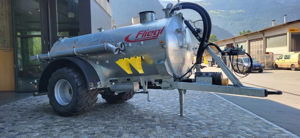 Güllefass Fliegl 8600 Liter