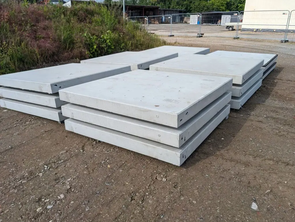 7bda77b8-2cda-405b-802d-13fbc64cb162-5f925319-d8de-4f64-972a-94feb06f758f conv.jpg