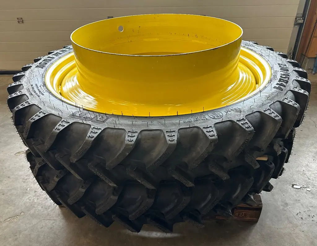 Doppelräder 230/95 R44/34