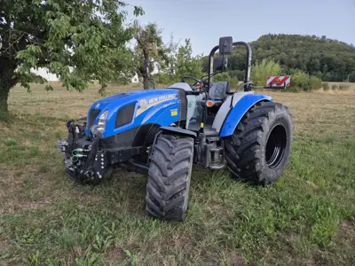 Traktor New Holland T4. 75S