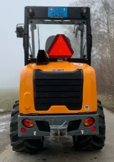 5d3deff6-f4ab-4fe2-b7a5-81ed83291681-Leiserag-Giant-G2700 HD+ 6.jpg