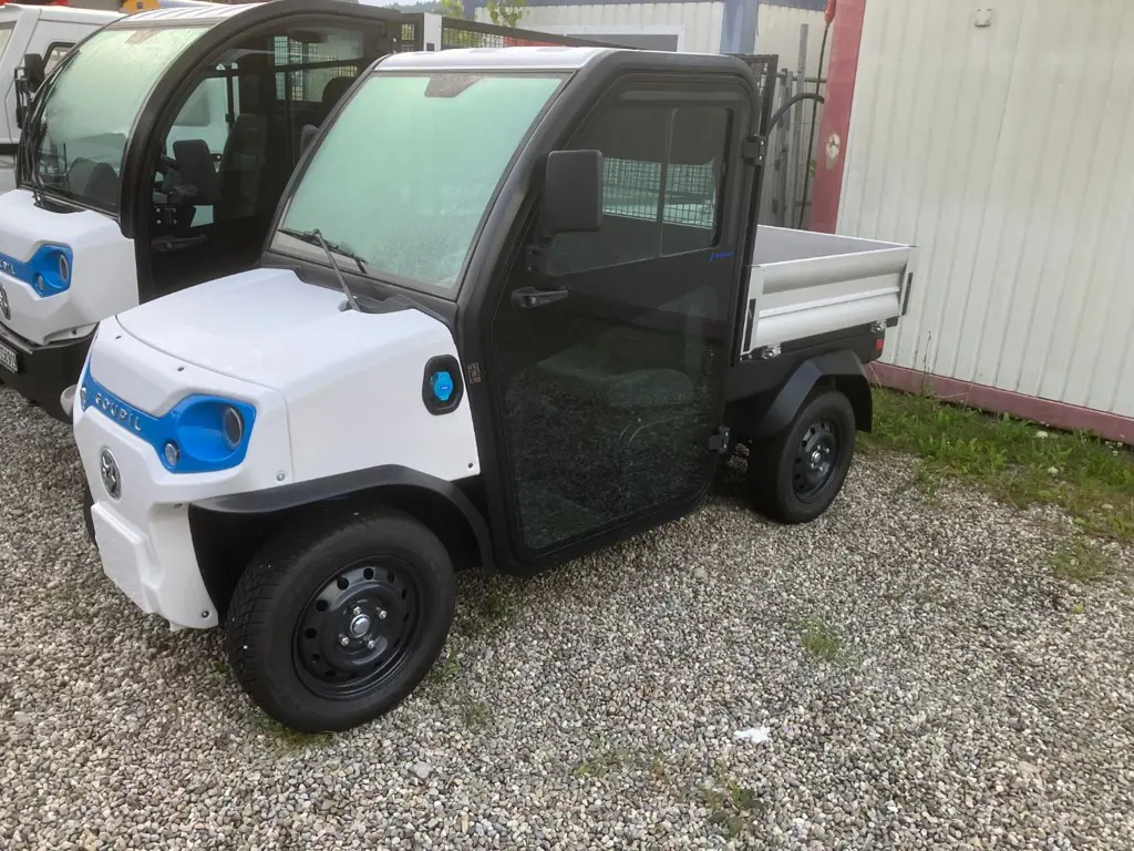 d69f6104-44a3-4323-9985-a38e2f831554-Goupil G2.jpg