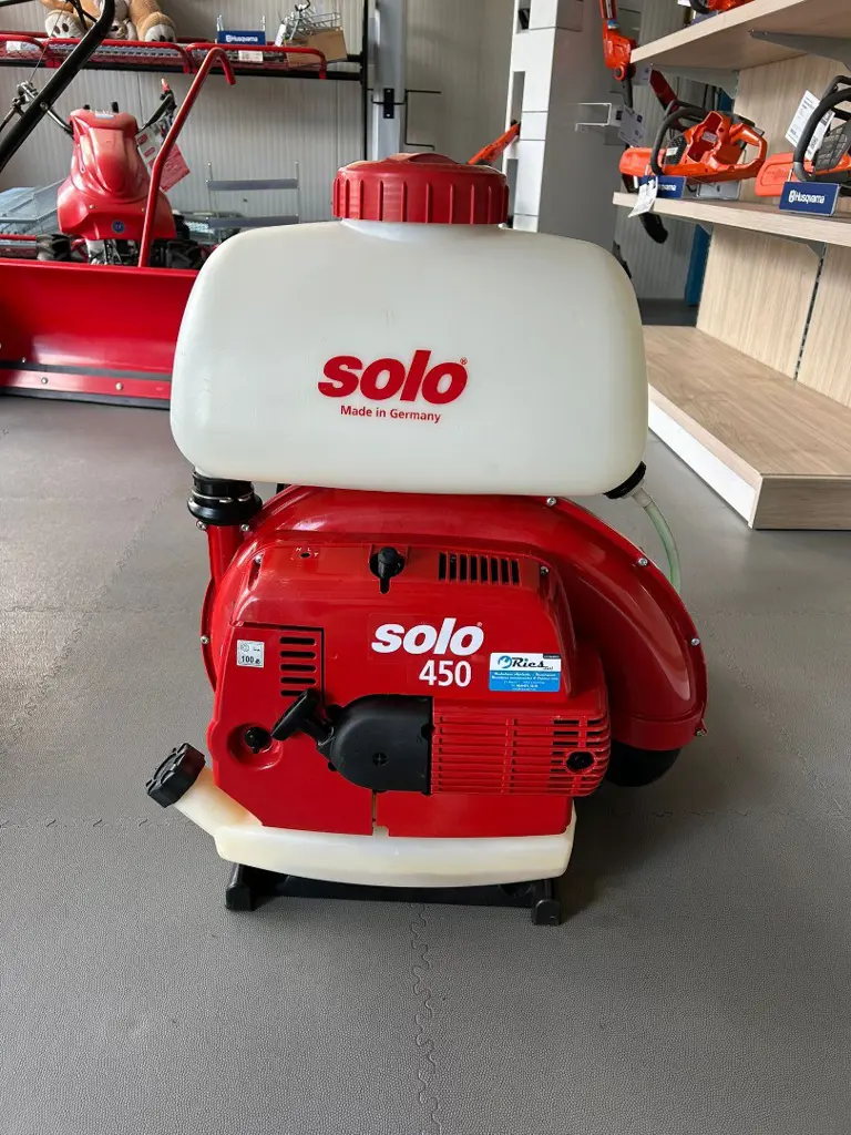 54c9e8e8-0768-4206-880b-91c1eab2275c-solo 450.jpg