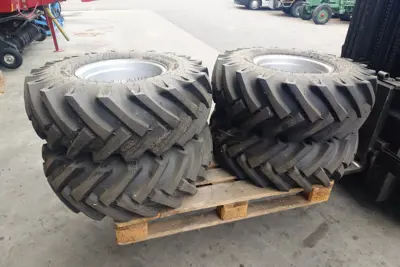 Roues BKT 11.5/80-15.3