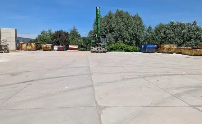 6ae9326a-7892-4885-ab1f-7bd46ad7c2cb-BES-Bindlach-Ground-Basic-16-3-scaled-rkcjgzgaypjefq91mg6fn0ijbum1r5r7t54twrl1k0 conv.jpg