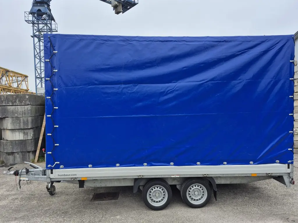 02681528-7c7a-4942-9be3-b6e84f96e4e1-Anhänger Humbaur HT3500 mit Blachenaufbau LMB Maschinen GmbH 2.jpg
