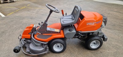 tracteur à gazon HUSQVARNA RIDER 15V2 AWD