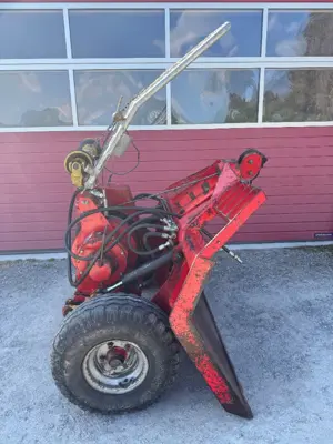 KMB Rückewagen ERW 81 BE