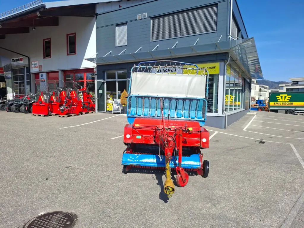 bdfe5e46-f79b-41d1-824d-94d2a1a79e2d-WhatsApp Image 2026-03-10 at 13.jpg