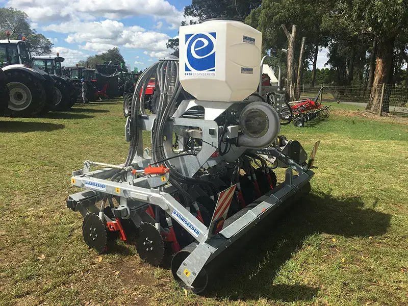 ec956f61-3c44-4e36-bf2c-1b2c31b309db-web-erth-agriseeder-28164935.jpg