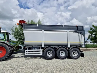 Tridem Muldenkipper, Benne monocoque Marolf