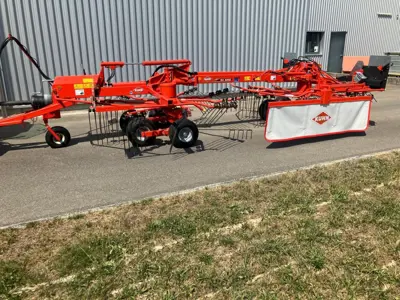 Kuhn Schwader GA 6002 / Robert Aebi Landtechnik AG