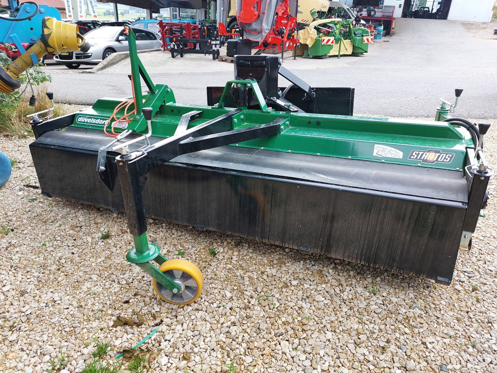 4931b2aa-1703-45ae-9eae-ace102a271a4-Düvelsdorf Balayeuse DKE 2.25  (6).jpg