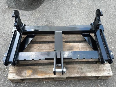 FK Machinery, Adapterrahmen Euro 8-Aufnahme auf 3-Punkt Aufnahme, 2025